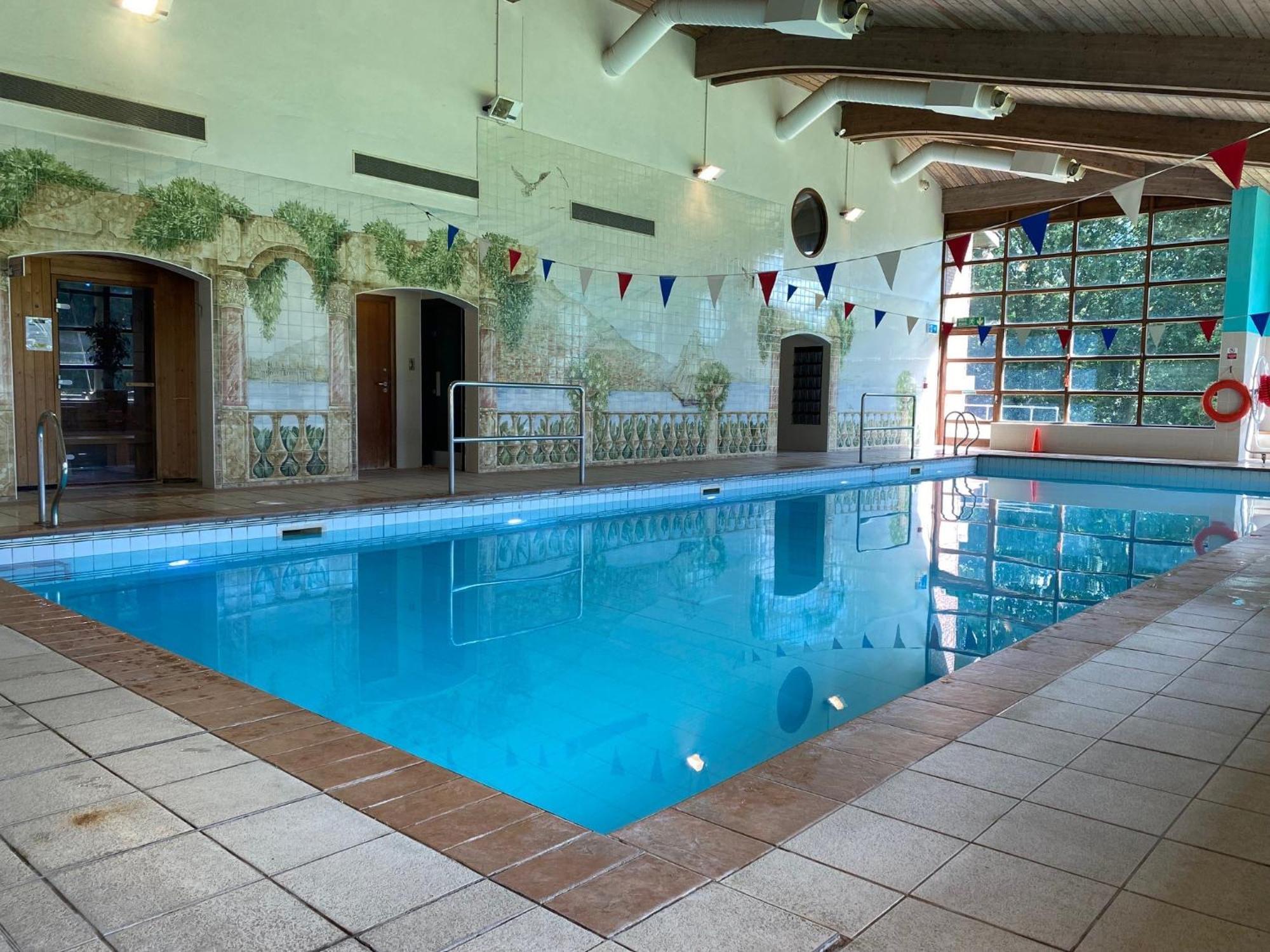 Denham Grove Hotel Buitenkant foto