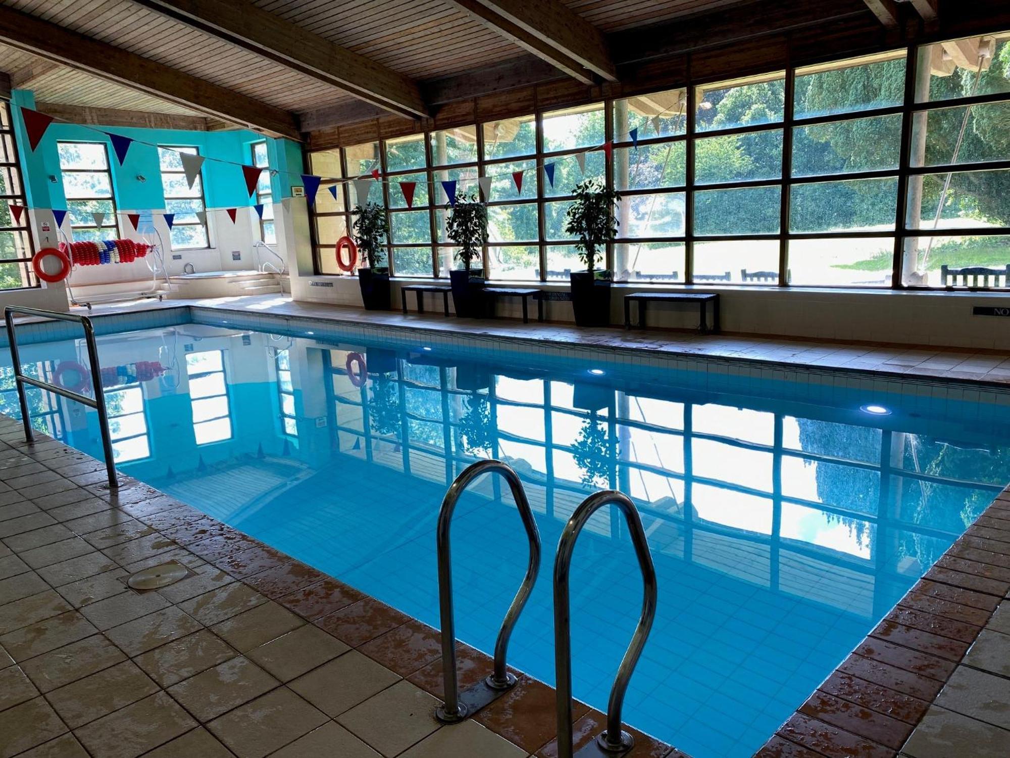 Denham Grove Hotel Buitenkant foto