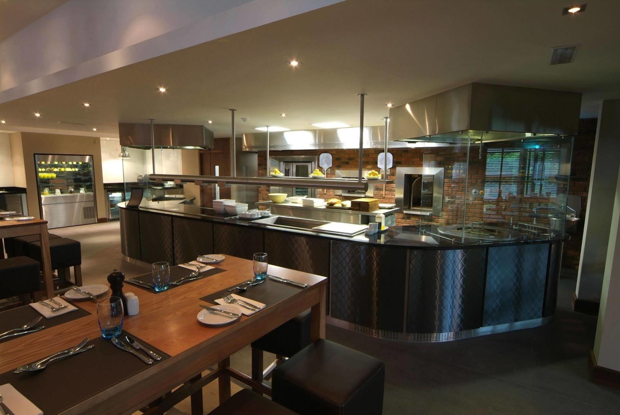 Denham Grove Hotel Buitenkant foto