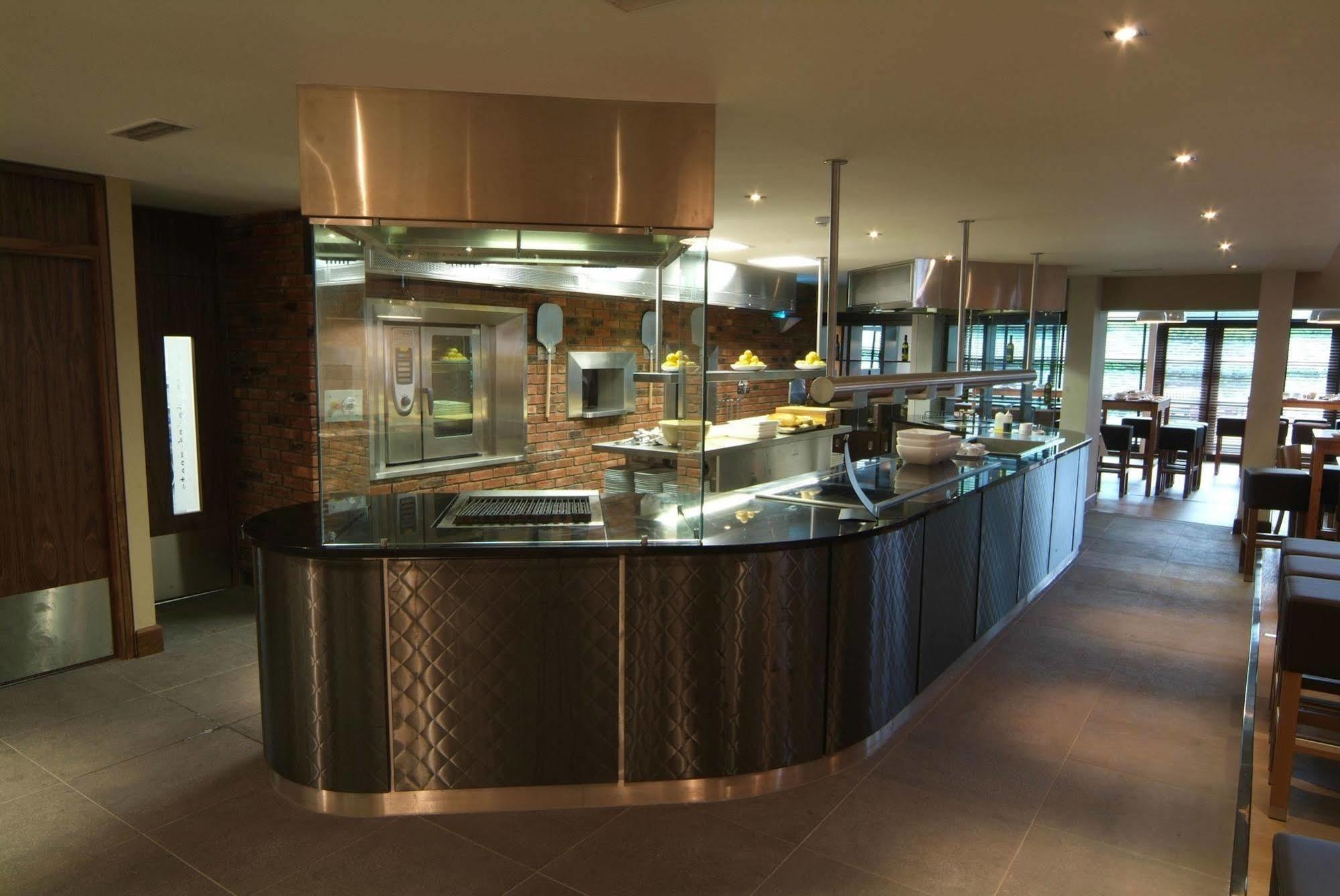 Denham Grove Hotel Buitenkant foto