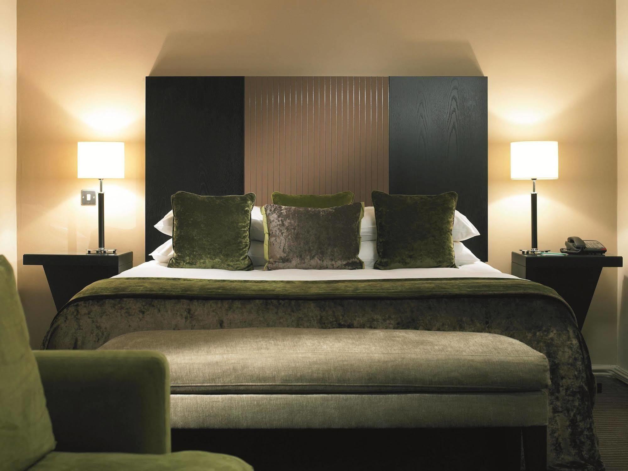 Denham Grove Hotel Buitenkant foto