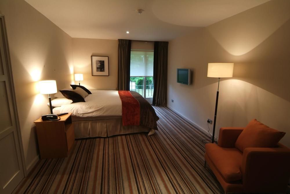 Denham Grove Hotel Buitenkant foto